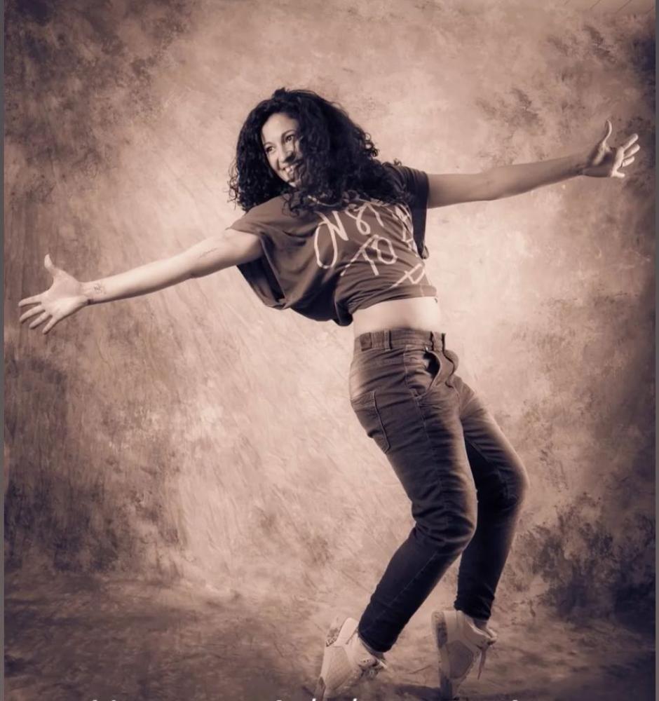 Julie - Prof de Hip Hop