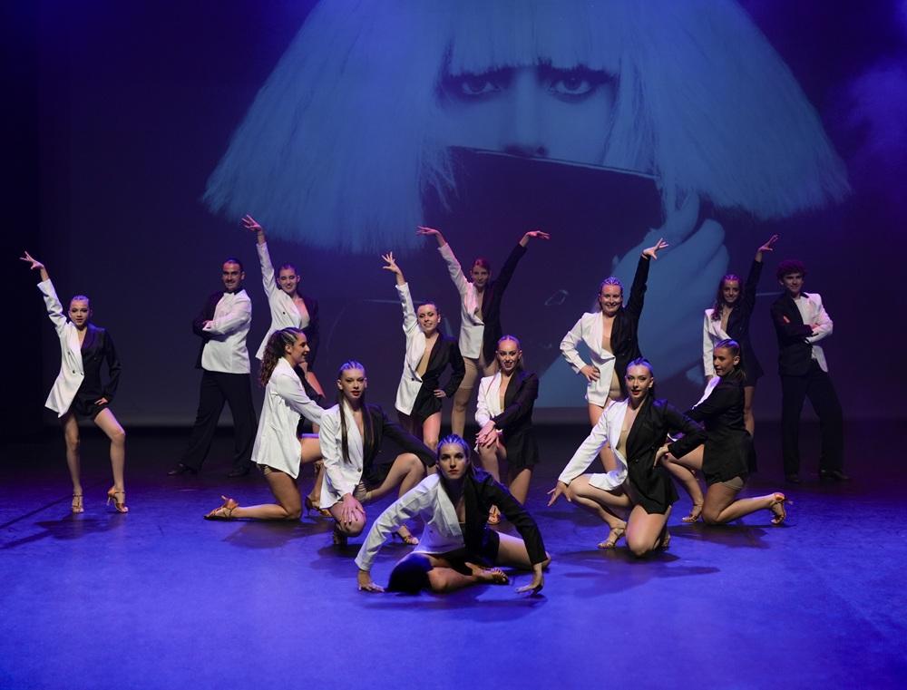 Latin stule sia