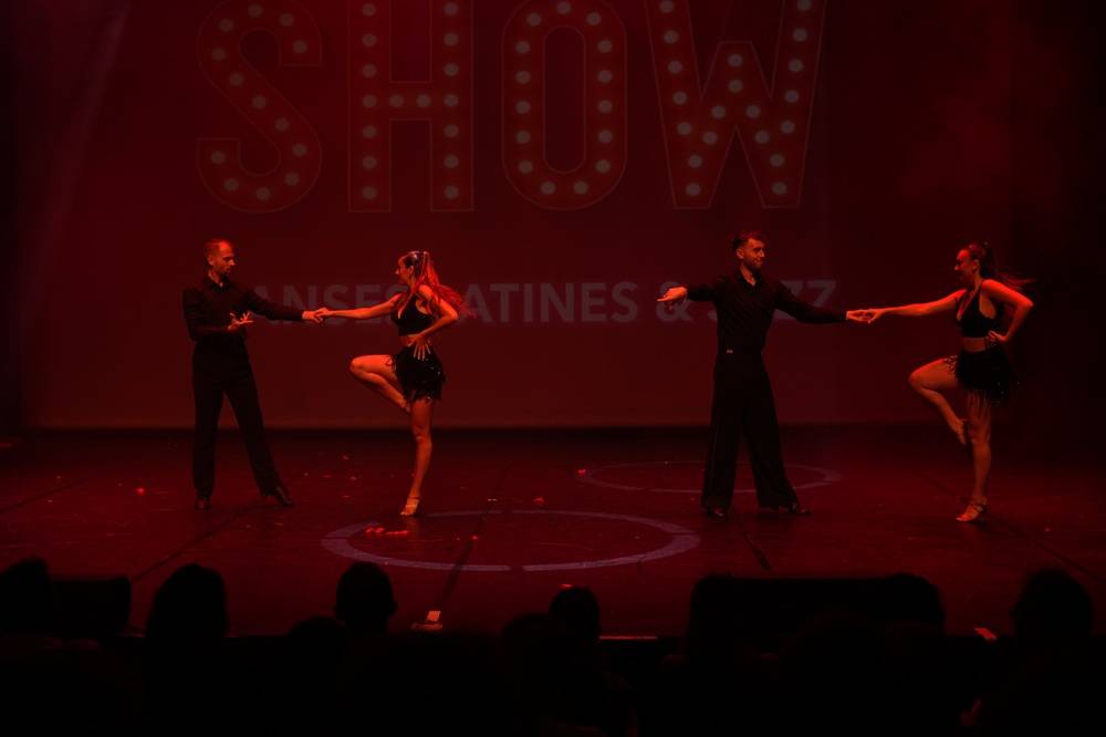 SHOW 7